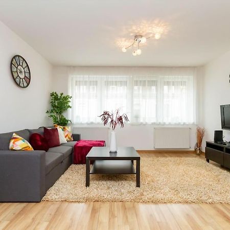 Family Lux Lounge In Voeroesmarty Street By Nw Διαμέρισμα Βουδαπέστη Εξωτερικό φωτογραφία